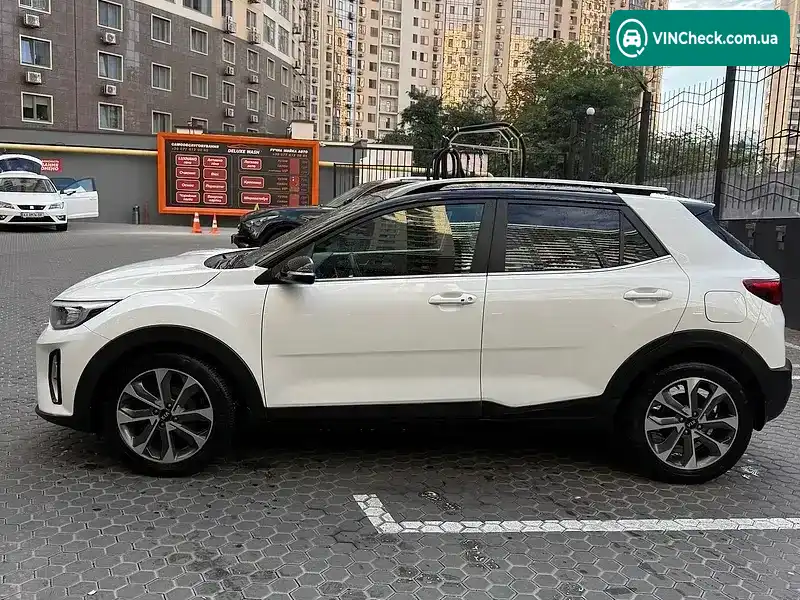 Kia Stonic 2021, фото з оголошення 1 з 14, VIN KNAD6814BM6524210