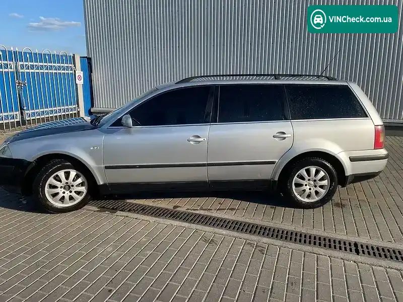 Volkswagen Passat 2003, фото з оголошення 2 з 20, VIN WVWZZZ3BZ3E235942