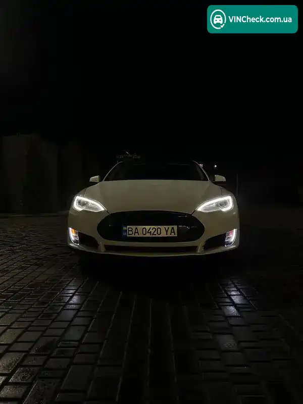 Tesla Model S 2014, фото з оголошення 1 з 13, VIN 5YJSA1H1XEFP52211