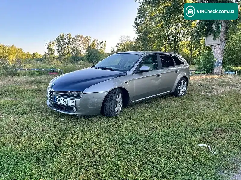 Alfa Romeo 159 2009, фото з оголошення 2 з 13, VIN ZAR93900007242877