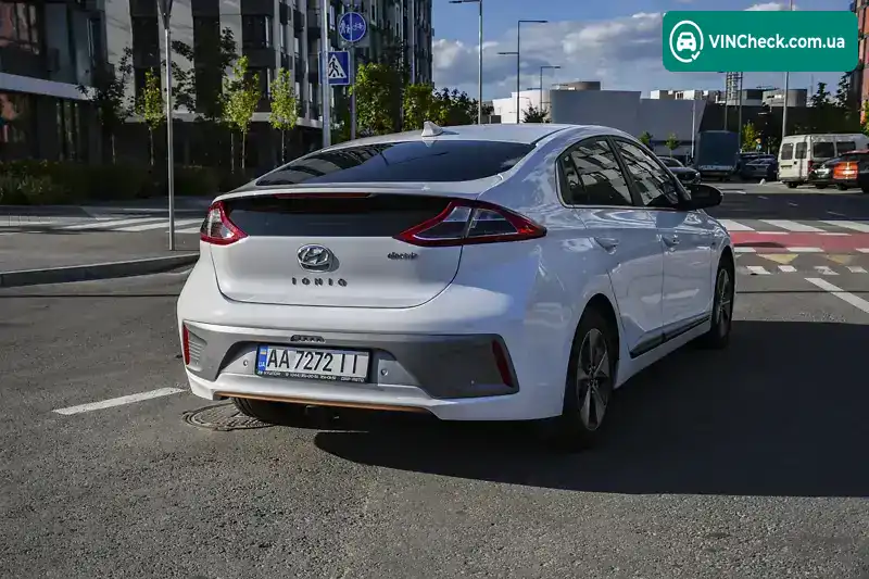 Hyundai Ioniq 2019, фото з оголошення 2 з 18, VIN KMHC851HFKU044741