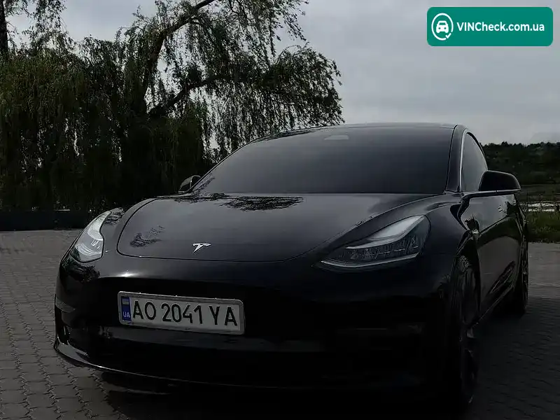Tesla Model 3 2018, фото з оголошення 2 з 20, VIN 5YJ3E1EA8JF078339