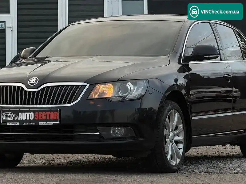 Skoda Superb 2013, фото з оголошення 2 з 20, VIN TMBAB43T2EB300565