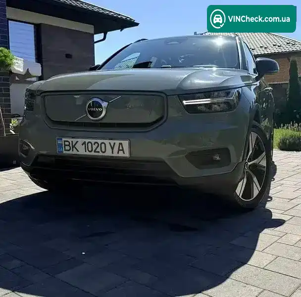 Volvo XC40 2021, фото з оголошення 2 з 20, VIN YV4ED3UR1M2525483