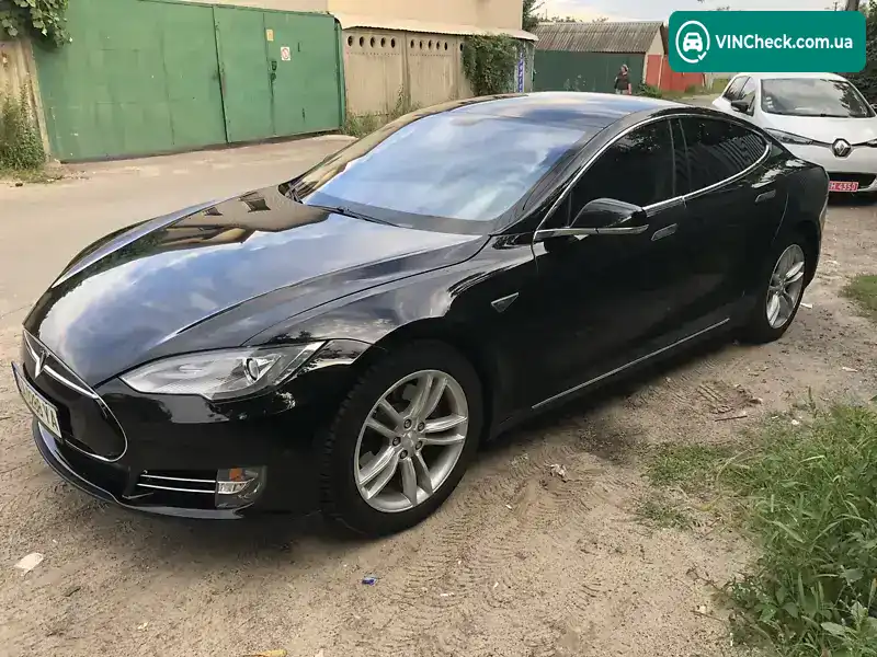 Tesla Model S 2013, фото з оголошення 2 з 10, VIN 5YJSA1CG9DFP09442