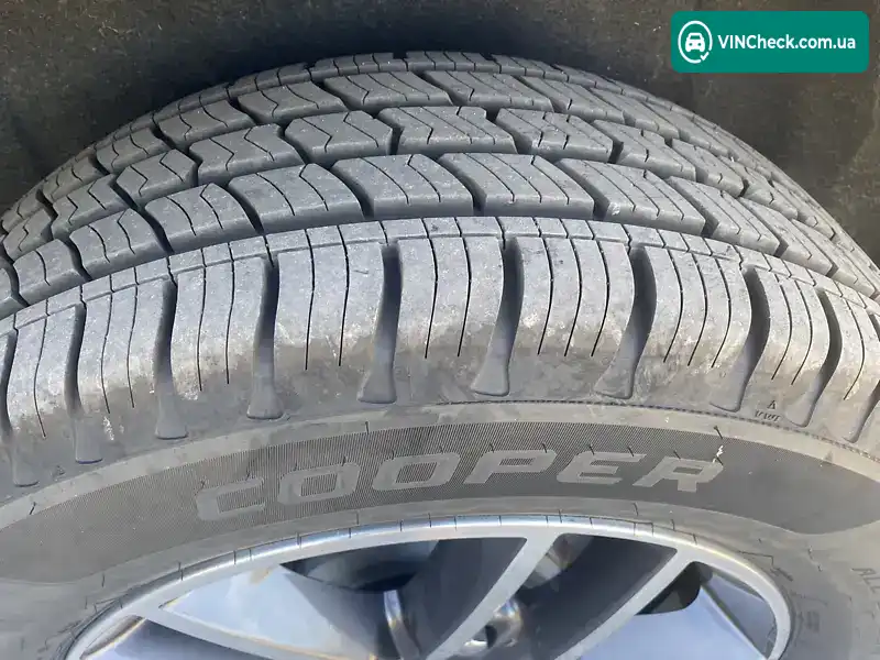 Jeep Grand Cherokee 2018, фото з оголошення 1 з 20, VIN 1C4RJEBM7JC514526