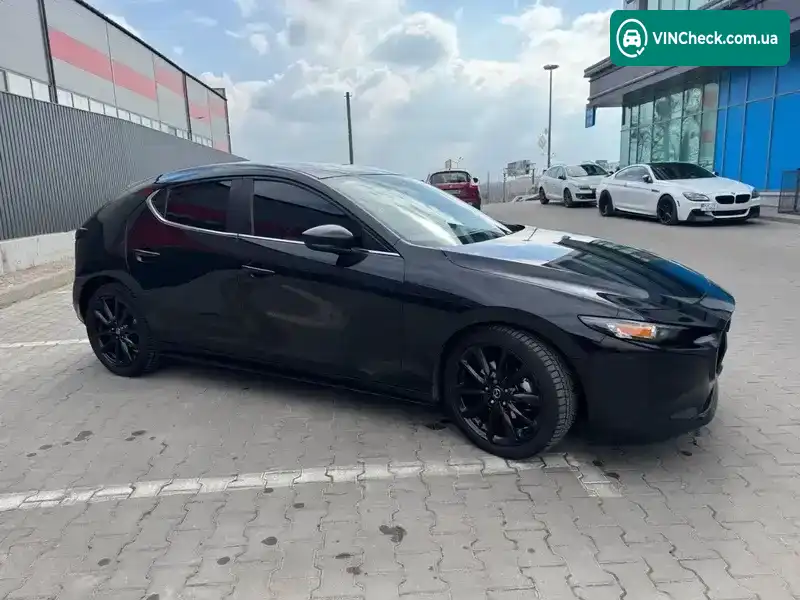 Mazda 3 2019, фото з оголошення 1 з 20, VIN JM1BPBJM1K1137995