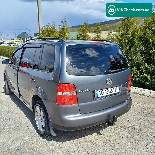 Volkswagen Touran 2003, фото з оголошення 2 з 10, VIN VWGZZZ1TZ4W064176