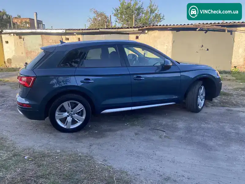 Audi Q5 2017, фото з оголошення 2 з 21, VIN WA1ANAFY6J2014199