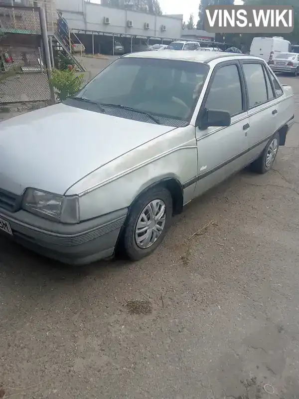 Opel Kadett 1988, фото з оголошення 1 з 6, VIN W0L000039J2516992