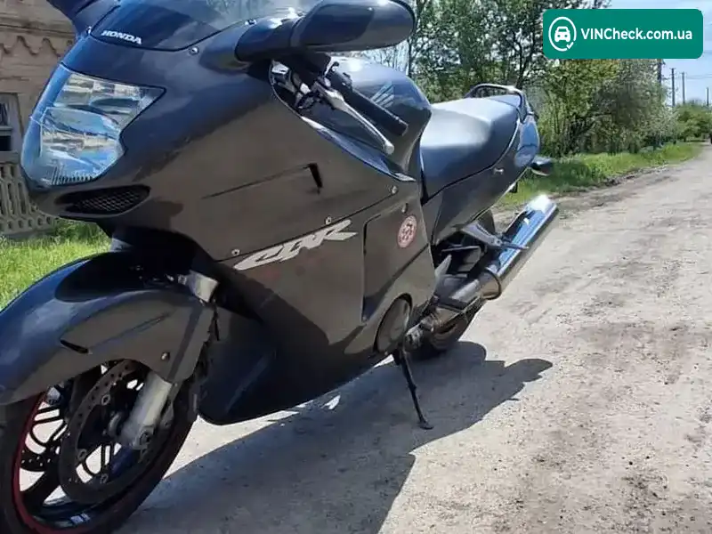 Honda CBR 1100XX Blackbird 1998, фото з оголошення 2 з 6, VIN JH2SC35A6WM107159