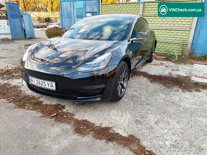 Tesla Model 3 2018, фото з оголошення 1 з 12, VIN 5YJ3E1EA2JF157277