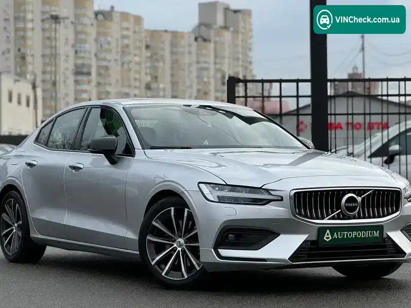 Volvo S60 2021, фото з оголошення 1 з 21, VIN 7JRL12TZ5NG172766