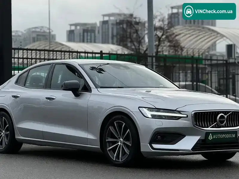 Volvo S60 2021, фото з оголошення 2 з 21, VIN 7JRL12TZ5NG172766