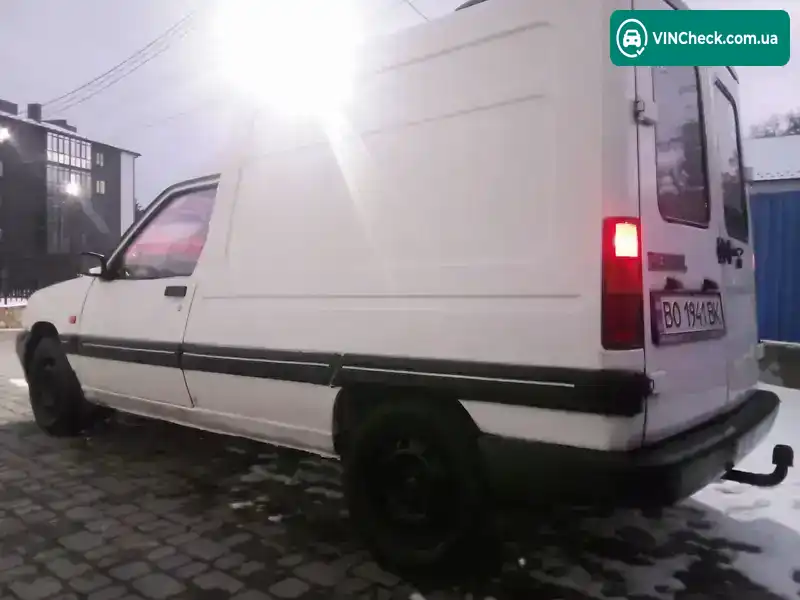 Renault Rapid 1995, фото з оголошення 2 з 20, VIN VF1F4040510288338