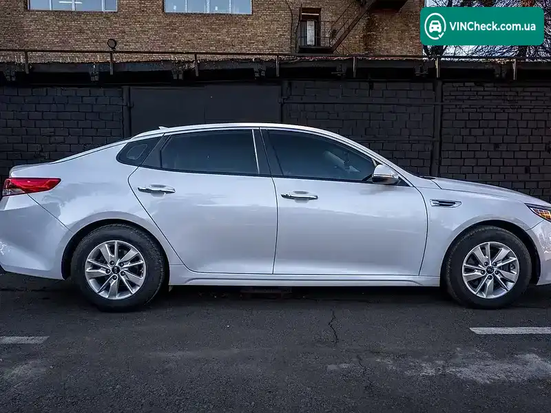 Kia Optima 2017, фото з оголошення 2 з 20, VIN KNAGT4L35J5233053