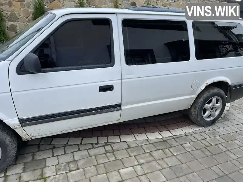 Dodge Caravan 1994, фото з оголошення 2 з 17, VIN 2B4GH4530RR577466