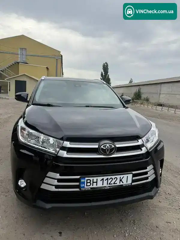 Toyota Highlander 2018, фото з оголошення 1 з 20, VIN 5TDJZRFH7JS832512