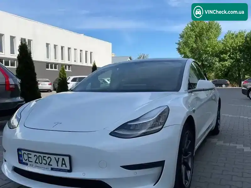 Tesla Model 3 2019, фото з оголошення 2 з 14, VIN 5YJ3E1EAXLF598092