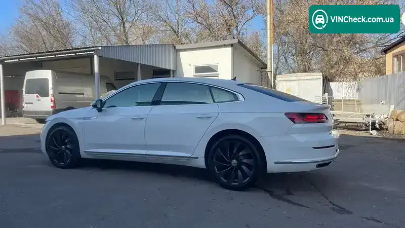 Volkswagen Arteon 2018, фото з оголошення 2 з 21, VIN WVWZZZ3HZJE512612