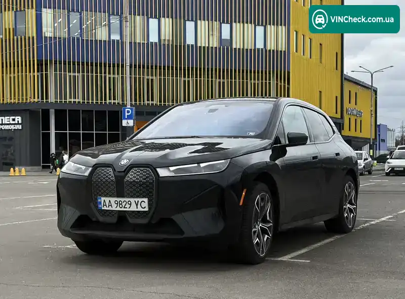 BMW iX 2023, фото з оголошення 1 з 17, VIN WB523CF08RCN93106