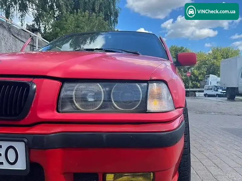 BMW 3 Series 1992, фото з оголошення 1 з 9, VIN WBACA31080FB30373