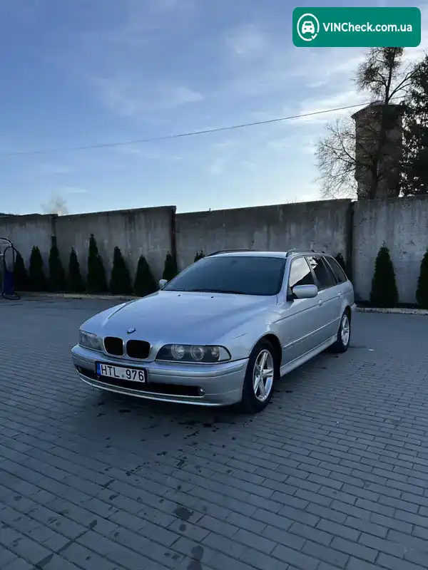 BMW 5 Series 2002, фото з оголошення 1 з 20, VIN WBADP01000GX10158