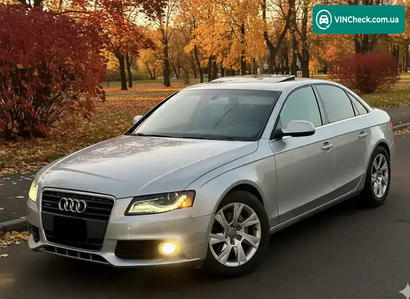 Audi A4 2011, фото з оголошення 1 з 18, VIN WBAUKFAFL1AN06523