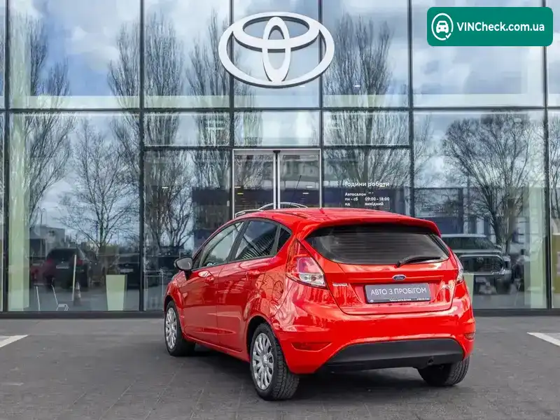 Ford Fiesta 2016, фото з оголошення 2 з 21, VIN WF0DXXGAKDGY10311