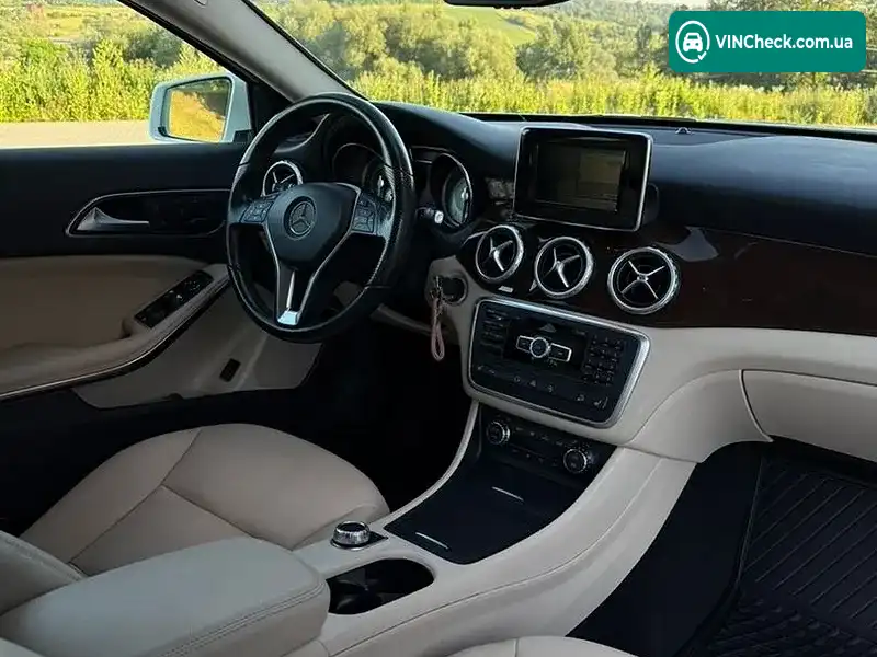 Mercedes-Benz GLA-Class 2015, фото з оголошення 1 з 10, VIN WDCTG4GB2FJ093690