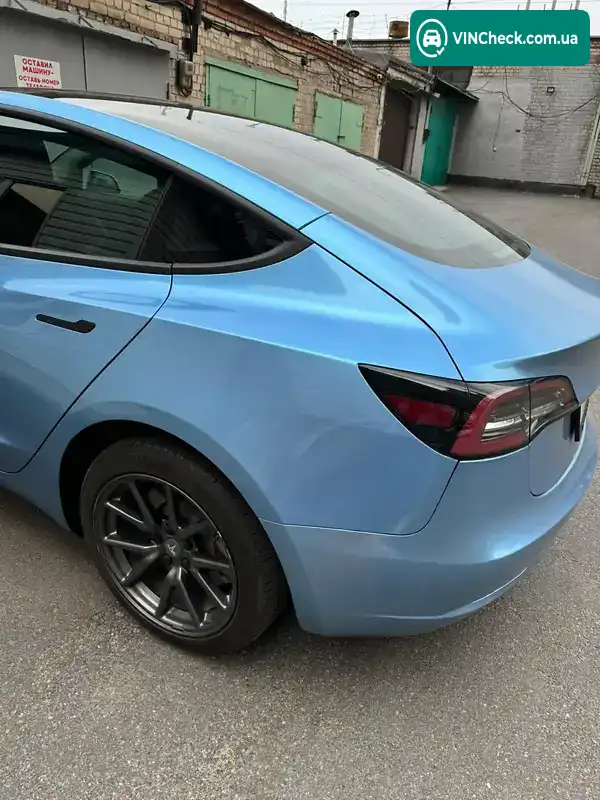 Tesla Model 3 2020, фото з оголошення 2 з 17, VIN 5YJ3E1EBXLF746234