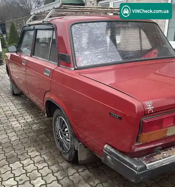 ВАЗ / Lada 2107 1994, фото з оголошення 1 з 8, VIN XTA210700S0851947