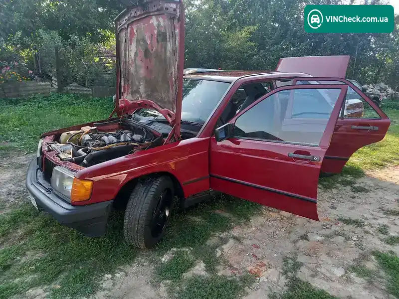 Mercedes-Benz 190 1985, фото з оголошення 2 з 13, VIN WDB2011221A268921