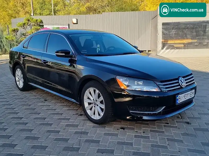 Volkswagen Passat 2012, фото з оголошення 1 з 20, VIN 1VWBP7A34DC051993