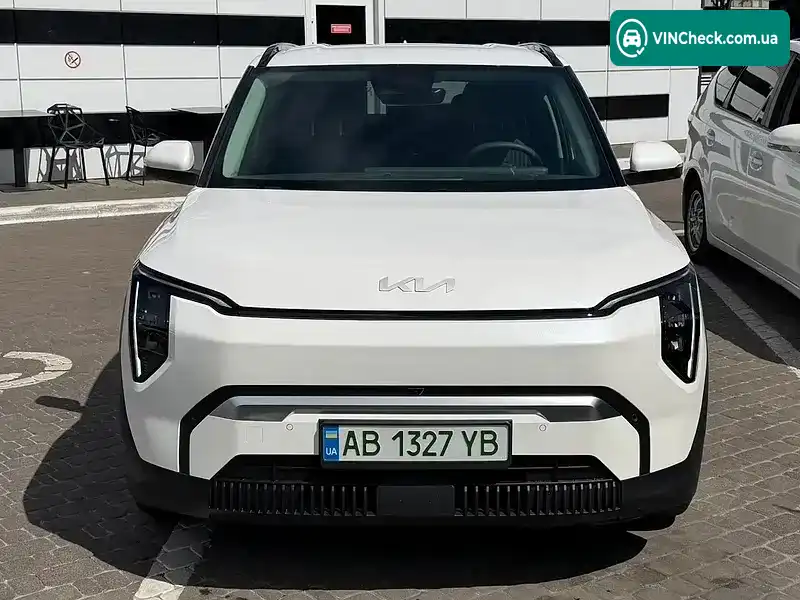 Kia EV3 2025, фото з оголошення 2 з 21, VIN KNAFD81A8S6019185