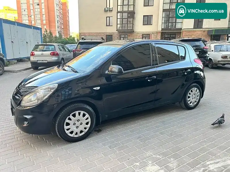 Hyundai i20 2011, фото з оголошення 2 з 10, VIN NLHBB51BACZ087092