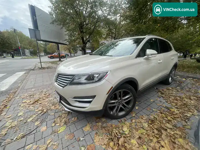 Lincoln MKC 2017, фото з оголошення 2 з 8, VIN 5LMCJ3D94JUL12829