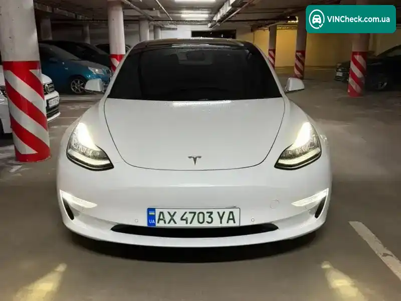 Tesla Model 3 2018, фото з оголошення 1 з 8, VIN 5YJ3E1EA9JF007568
