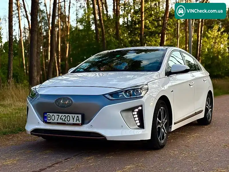 Hyundai Ioniq 2017, фото з оголошення 2 з 12, VIN KMHC75LJ7LU064006