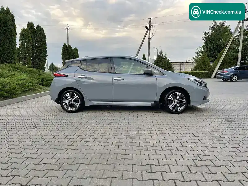 Nissan Leaf 2021, фото з оголошення 2 з 14, VIN SJNFAAZE1U0130181