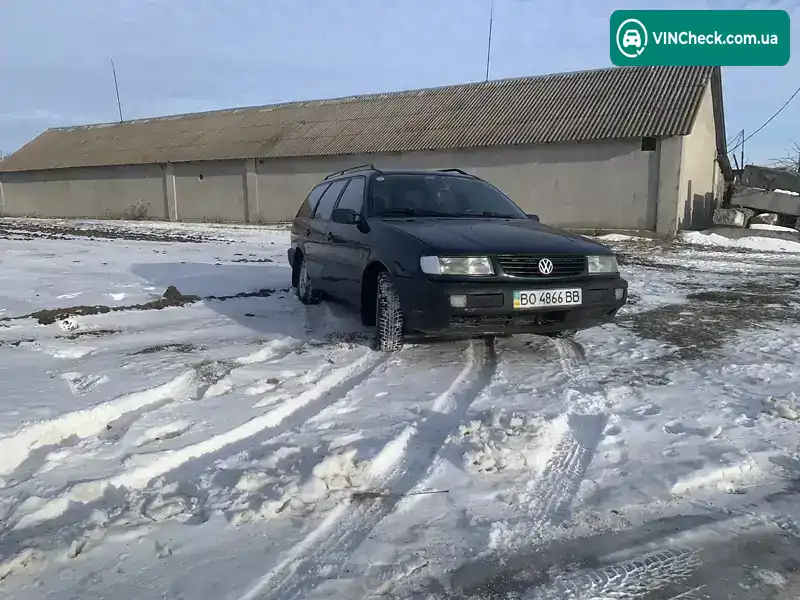 Volkswagen Passat 1995, фото з оголошення 1 з 13, VIN WVWZZZ3AZSE028039