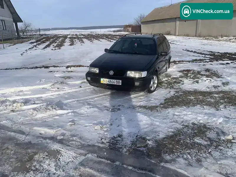 Volkswagen Passat 1995, фото з оголошення 2 з 13, VIN WVWZZZ3AZSE028039