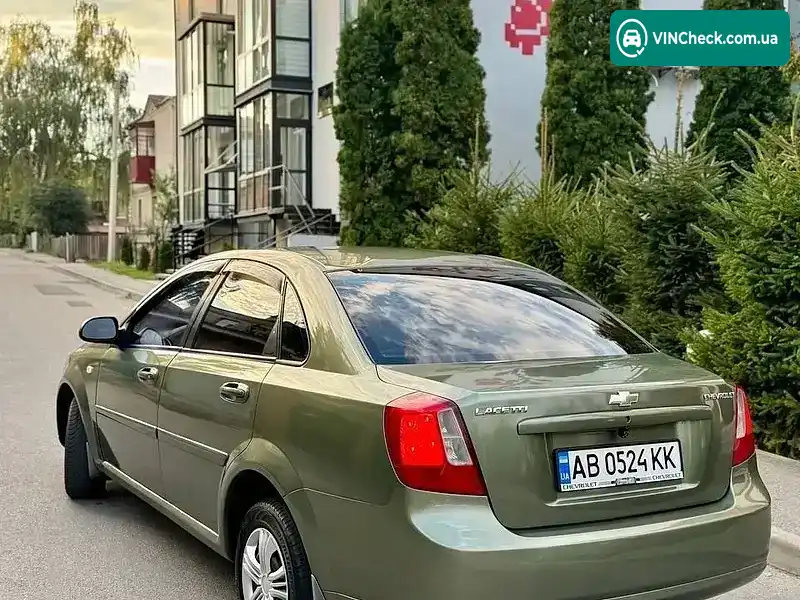 Chevrolet Lacetti 2004, фото з оголошення 2 з 17, VIN KL1NF196E4K055020