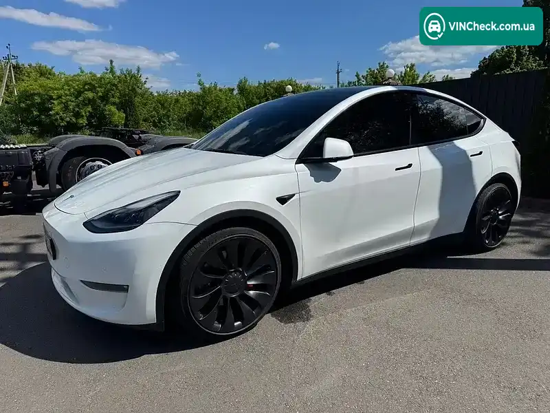 Tesla Model Y 2022, фото з оголошення 1 з 14, VIN 7SAYGDEF4NF522385