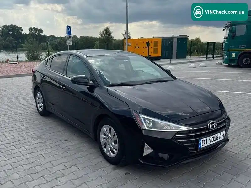 Hyundai Elantra 2019, фото з оголошення 2 з 13, VIN 5NPD74LF8KH461781