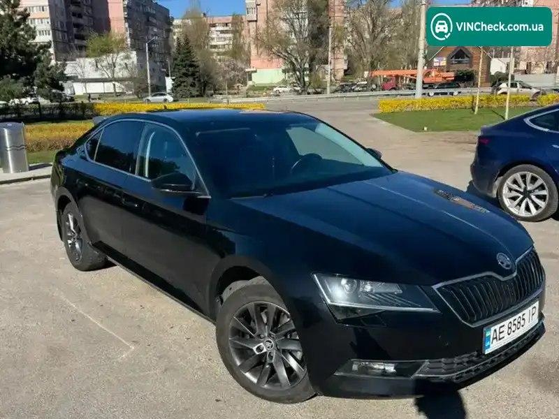 Skoda Superb 2019, фото з оголошення 2 з 21, VIN TMBAL8NP7KB300030