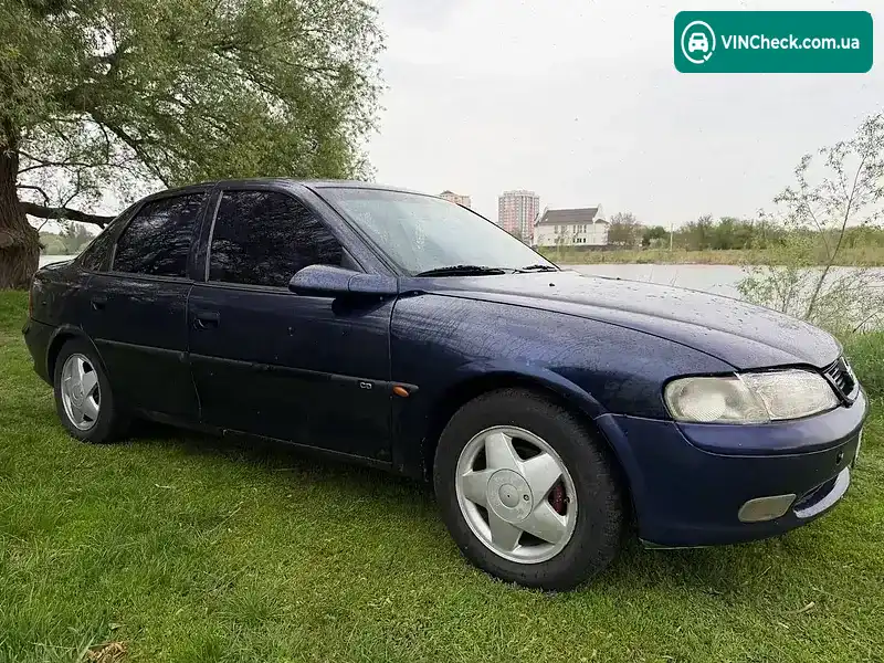 Opel Vectra 1998, фото з оголошення 2 з 16, VIN W0L0JBF19W5125633
