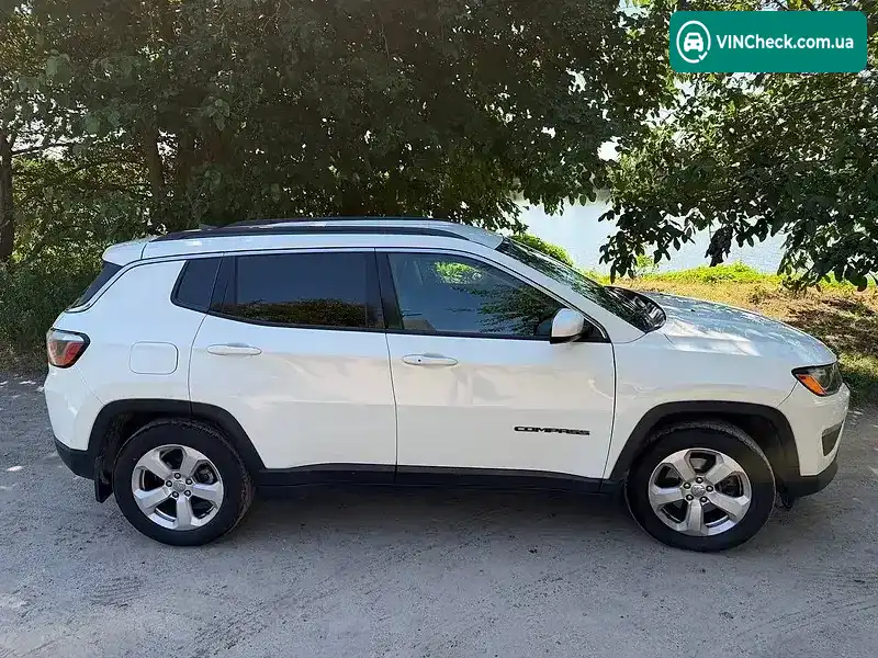 Jeep Compass 2017, фото з оголошення 2 з 17, VIN 3C4NJCBB4HT652718