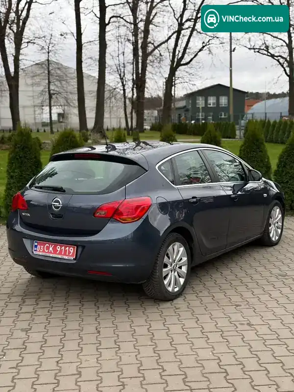 Opel Astra 2009, фото з оголошення 2 з 11, VIN W0LPE6ED2AG022938