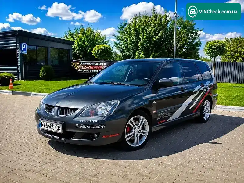 Mitsubishi Lancer 2004, фото з оголошення 1 з 14, VIN JMBLNCS9W4U003936